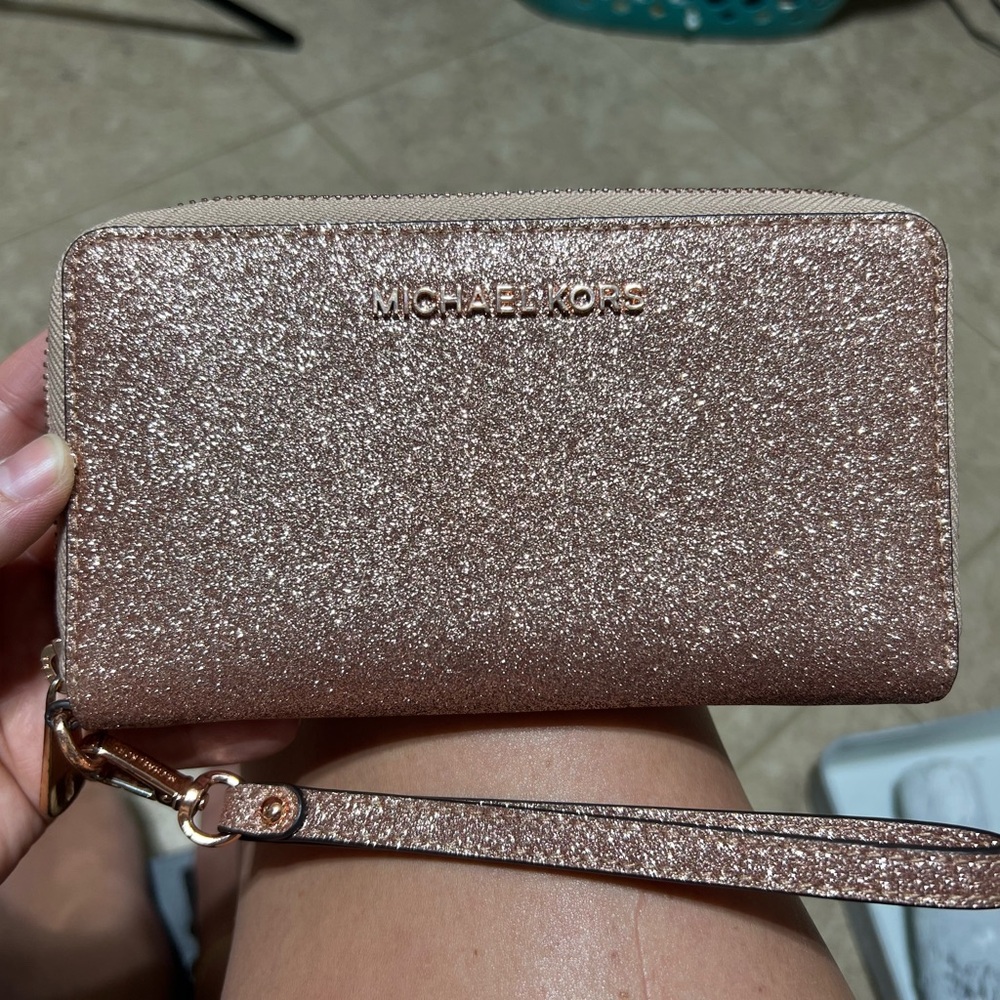 Michael Kors Wristlet